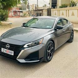 نیسان ئەلتیما